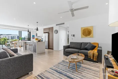Property photo of 404/106 Pacific Parade Bilinga QLD 4225