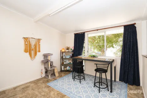 Property photo of 4 Palm Court Ayr QLD 4807