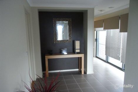 Property photo of 28 Menhennet Drive Delacombe VIC 3356