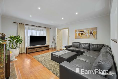 Property photo of 1/77 Errington Road St Albans VIC 3021