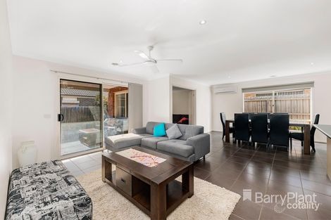 Property photo of 18 Fitzgerald Drive South Morang VIC 3752