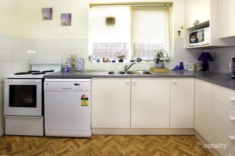 3/28 Lillimur Rd, Ormond, VIC 3204