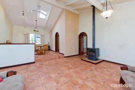 Property photo of 4 Jacaranda Court Roleystone WA 6111