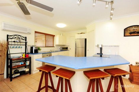 Property photo of 5 Ashbrook Court New Auckland QLD 4680