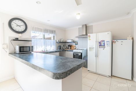 Property photo of 8 Ormond Place Warnbro WA 6169