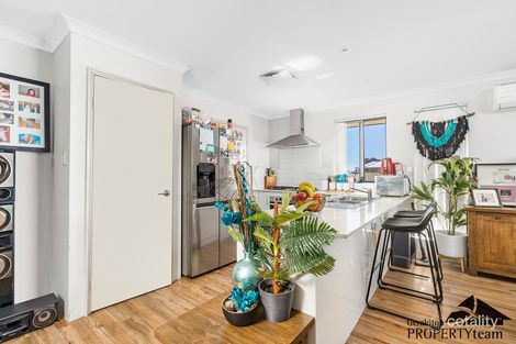 Property photo of 26 Castlefin Road Utakarra WA 6530