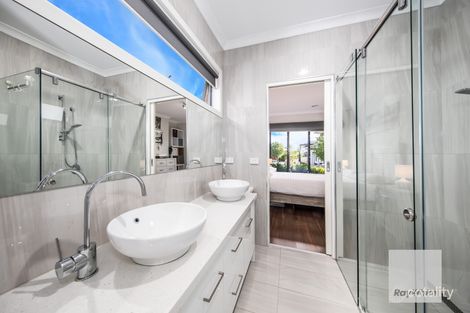 Property photo of 15 Cavenagh Terrace Taylors Hill VIC 3037