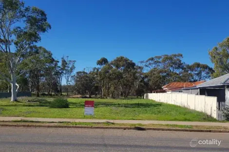 15 Gardiner St, Moora, WA 6510