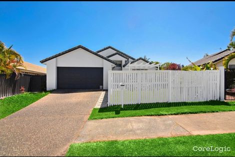 Property photo of 137 Monterey Keys Drive Helensvale QLD 4212