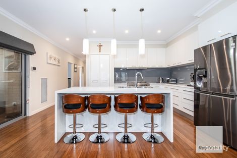 Property photo of 15 Cavenagh Terrace Taylors Hill VIC 3037