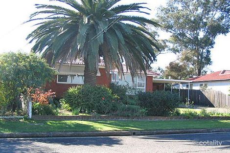 15 Roylston St, Fairfield West, NSW 2165