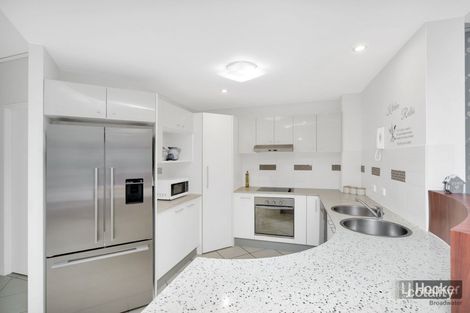 Property photo of 2/28 Parker Street Labrador QLD 4215