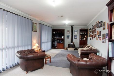Property photo of 5 Louis Way Sunbury VIC 3429
