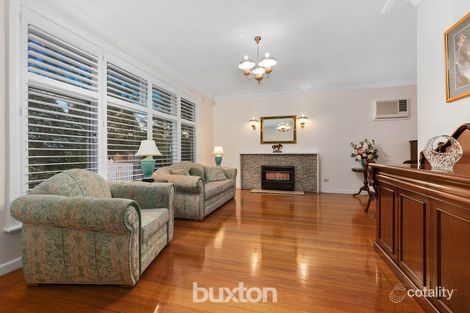 Property photo of 5 Aster Court Mount Waverley VIC 3149