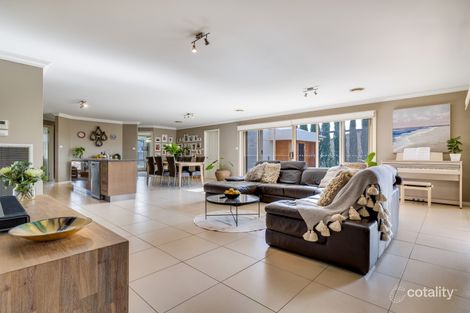 Property photo of 5 Florey Street Lloyd NSW 2650