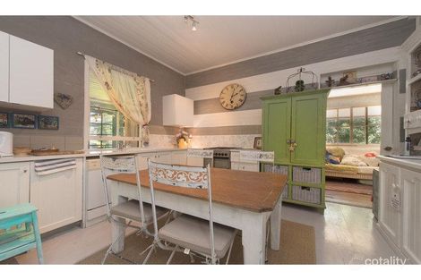 Property photo of 14 Sir Street North Toowoomba QLD 4350