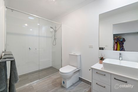 Property photo of 2/6 Locher Avenue Reservoir VIC 3073
