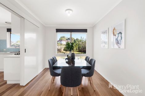 Property photo of 8 Henricks Court Mill Park VIC 3082