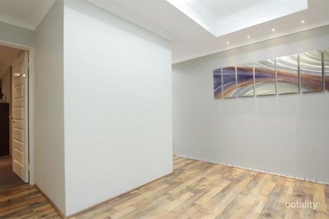 Property photo of 5 Turnberry Way The Vines WA 6069