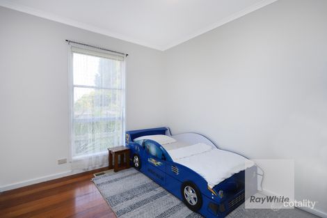 Property photo of 11 Redan Court Westmeadows VIC 3049