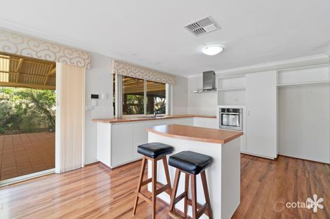 4 Copper Lane, Wattle Grove, WA 6107