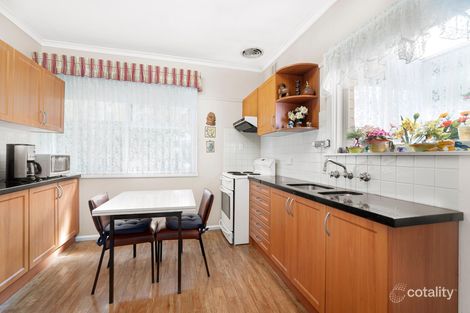 5 Roberts Ave, Box Hill South, VIC 3128