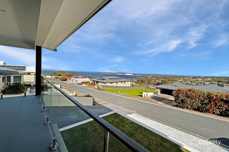 8 Adriatic Ave, Port Lincoln, SA 5606