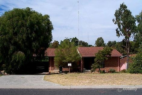 2 Jacaranda Cres, Withers, WA 6230