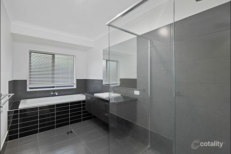 Property photo of 8 Zechariah Way Augustine Heights QLD 4300