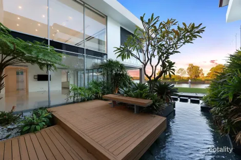 Property photo of 2102 The Circle Hope Island QLD 4212