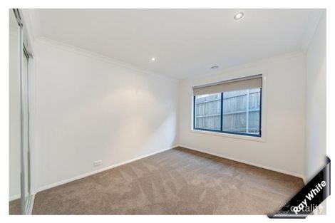 Property photo of 17 Eugene Vincent Street Bonner ACT 2914