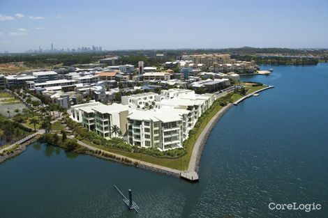 Property photo of 1/9 Moores Crescent Varsity Lakes QLD 4227