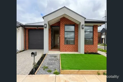 2 Broiler St, Rockbank, VIC 3335