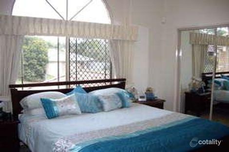 Property photo of 23 Lexington Place Wishart QLD 4122