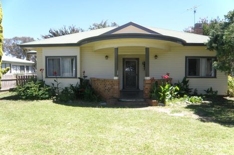 Property photo of 1 Avern Street Inverell NSW 2360