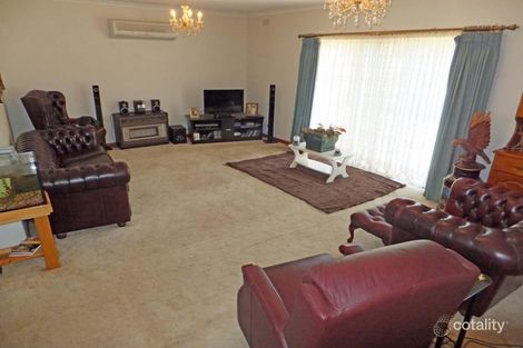 Property photo of 17 Jacaranda Avenue Kyabram VIC 3620