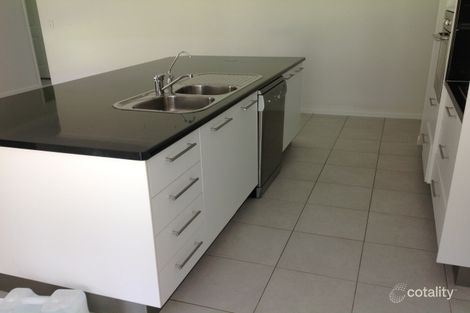 Property photo of 9 Dreamtime Avenue Burrum Heads QLD 4659