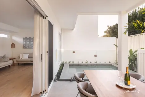 78 Nobby Pde, Miami, QLD 4220