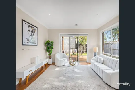 Property photo of 2 Sistine Row Mernda VIC 3754