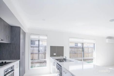 Property photo of 13 Willow Circuit Yarrabilba QLD 4207