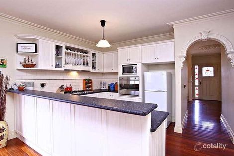 Property photo of 10 Spring Circuit Caroline Springs VIC 3023