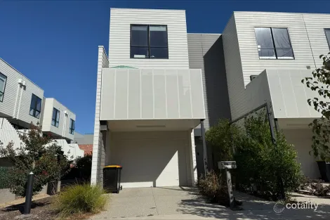 Property photo of 11 Piccolo Circuit Williamstown North VIC 3016