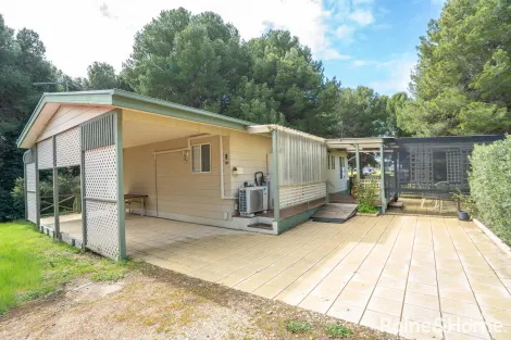 4 Madsen St, Hindmarsh Island, SA 5214