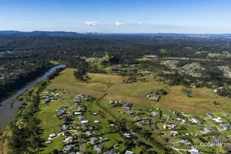 Property photo of 50 Waterfront Drive Karalee QLD 4306