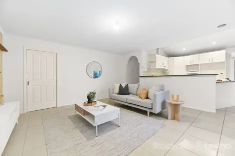 Property photo of 3 Firestone Green Cranbourne VIC 3977