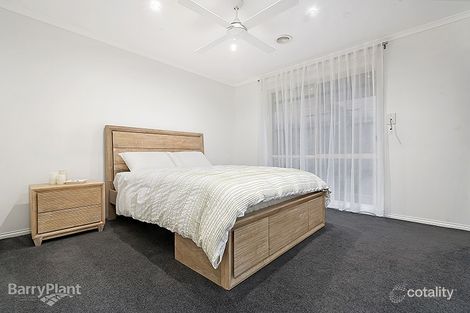 Property photo of 11 Duffy Court Berwick VIC 3806