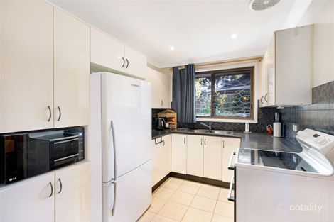 Property photo of 40 Chasselas Avenue Eschol Park NSW 2558