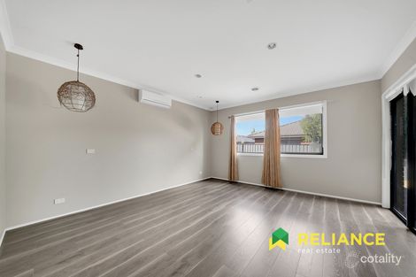 Property photo of 28 Danfield Drive Tarneit VIC 3029