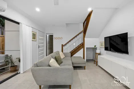Property photo of 1/15 Sambar Close Chermside West QLD 4032