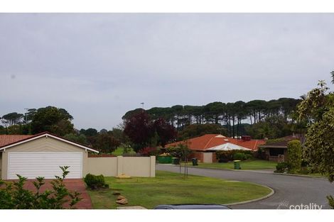 Property photo of 13 Chesters Way Winthrop WA 6150
